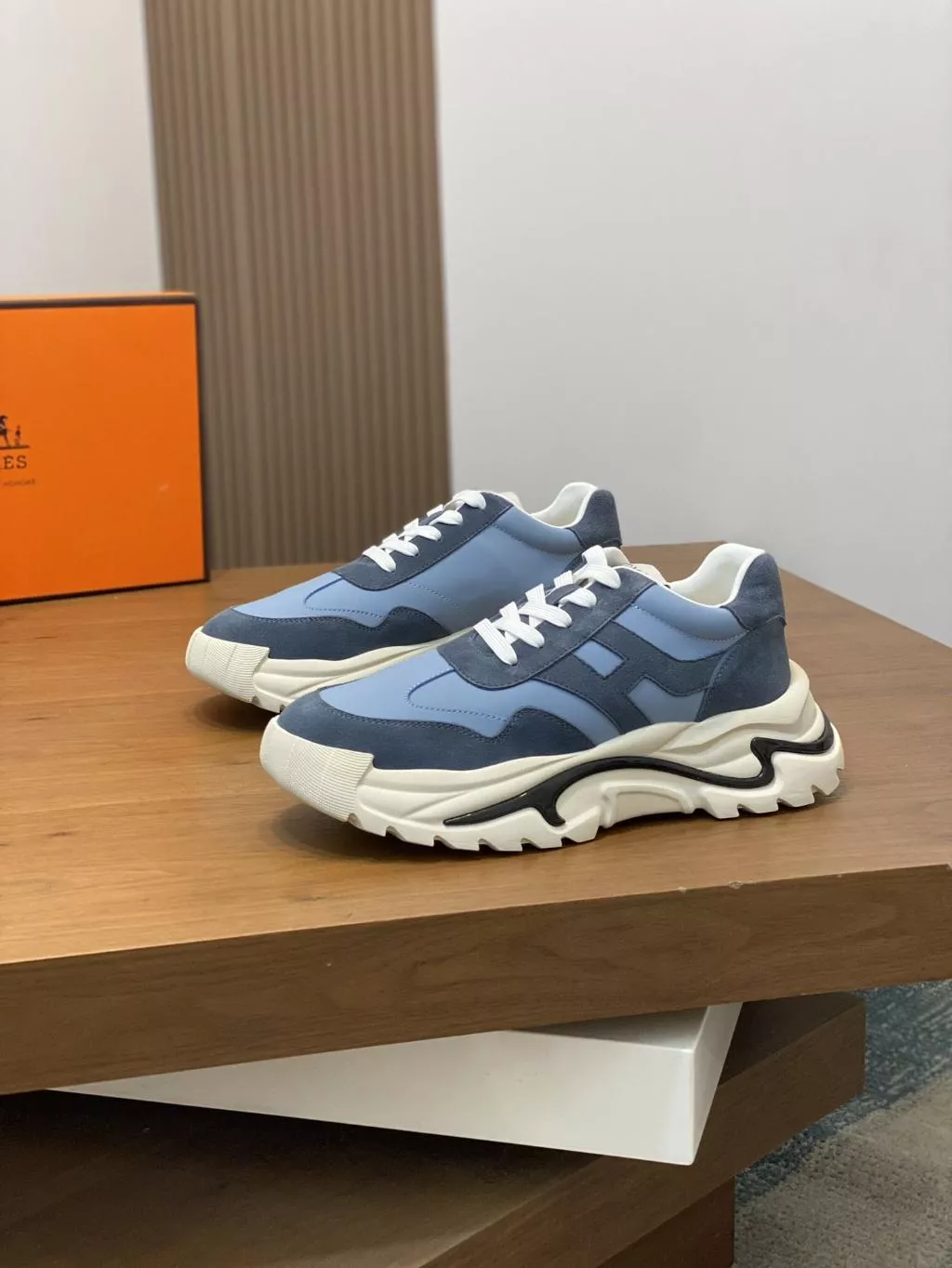 2024最新 HERMES男鞋 愛馬仕時尚休閑運動鞋