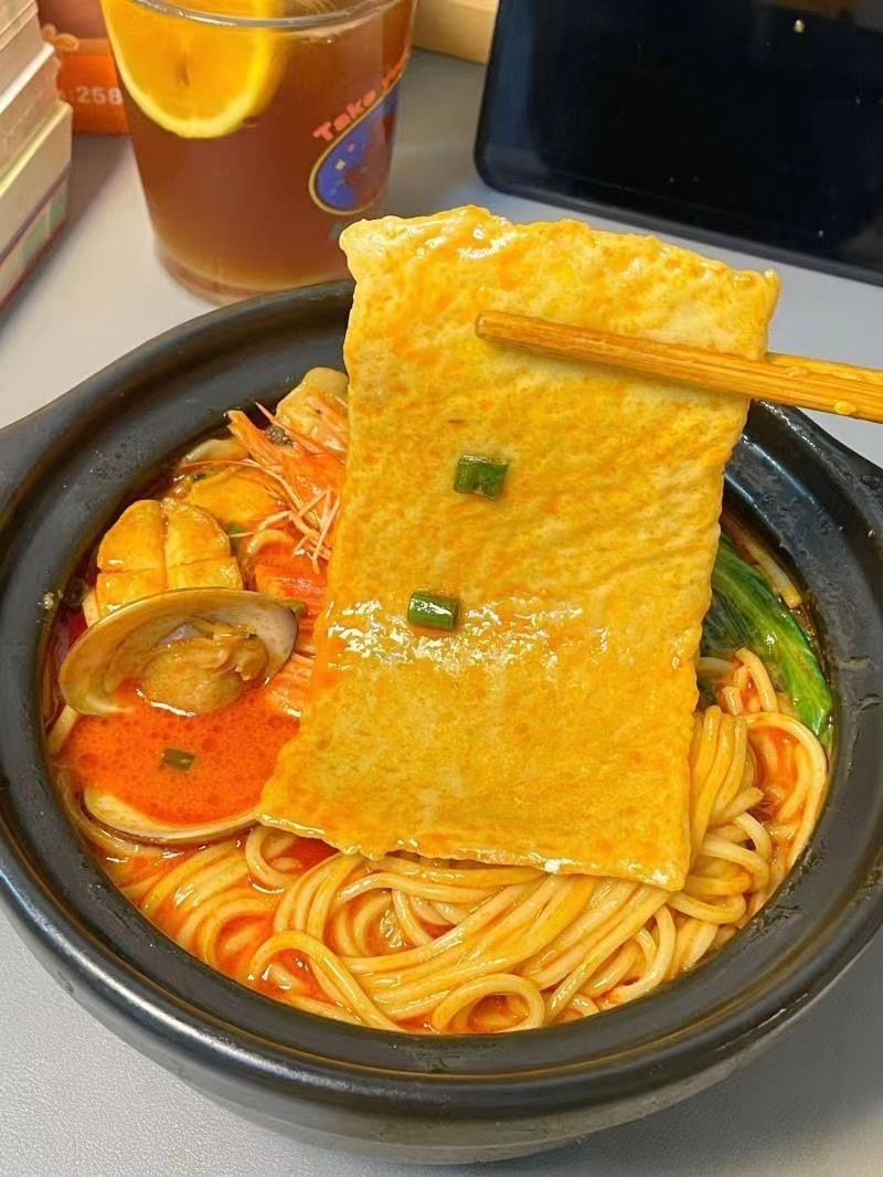 滿小飽沙茶皇拉麵