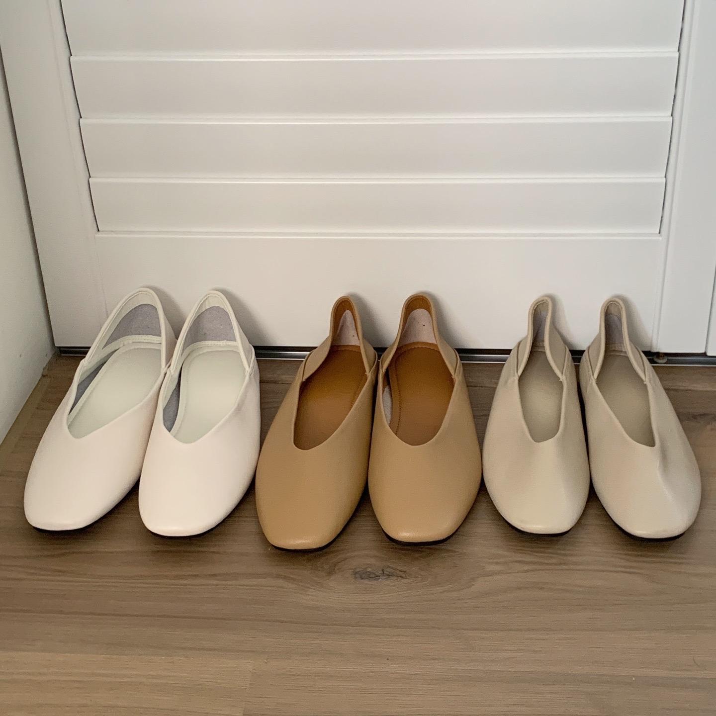 Daily shoes (SIZE: 22.5-27)