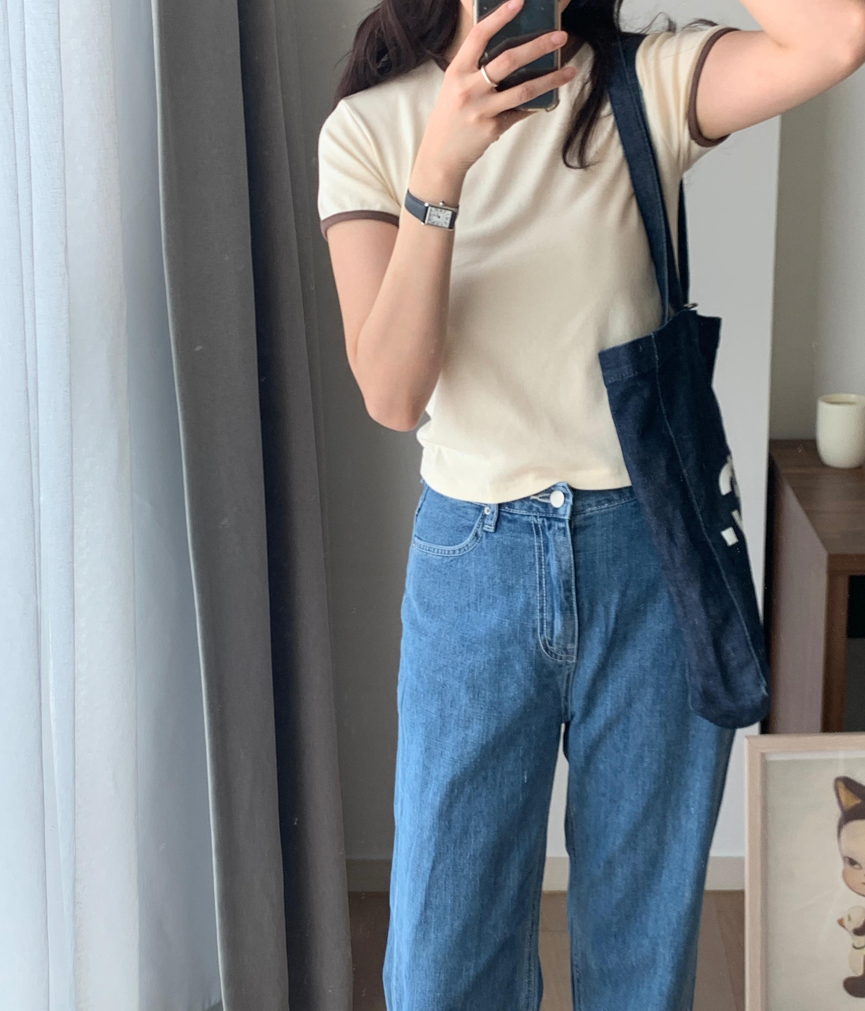 Lora tee