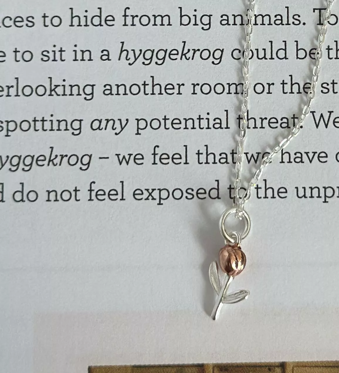 Tulip necklace