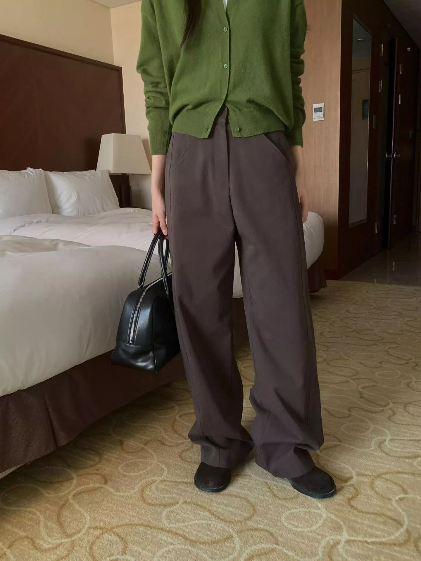 剪裁滿分繭型褲