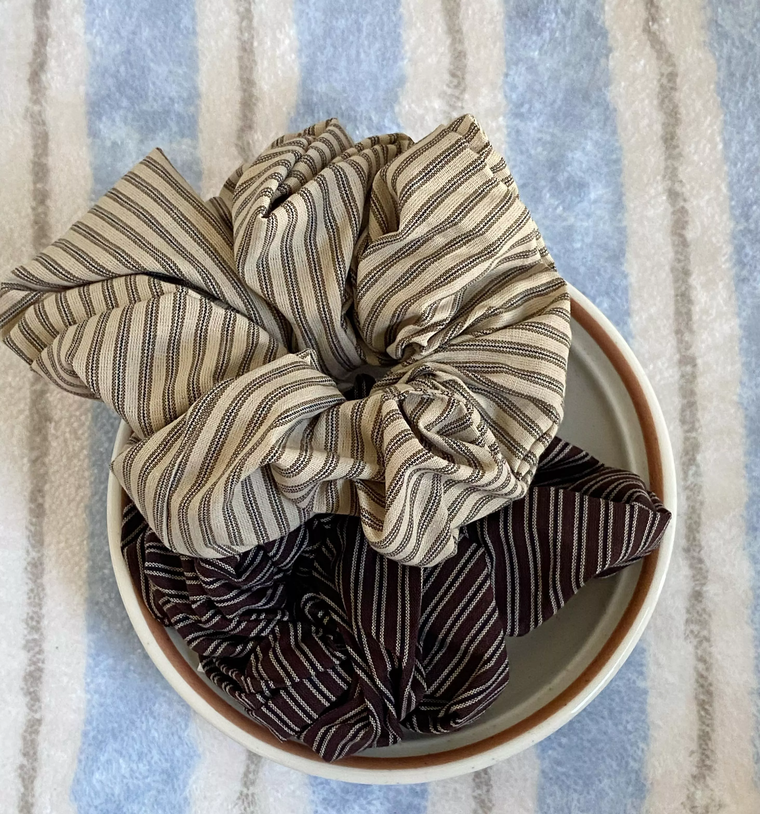 杏仁條紋大腸圈 (2color)