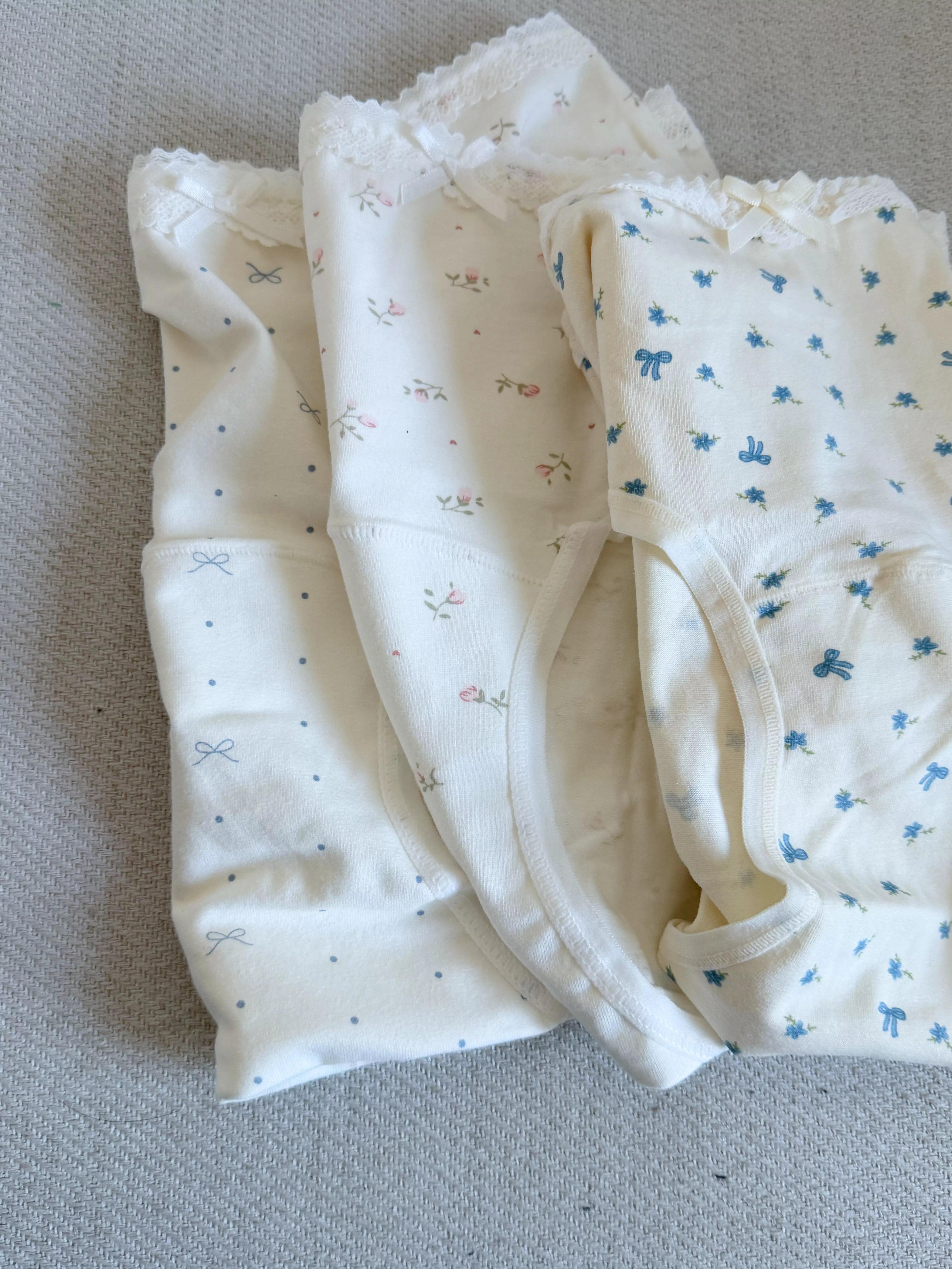 (flora) 蕾絲可愛內褲