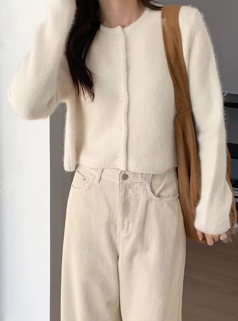 (市集秒殺款!) 厚實毛毛短版針織