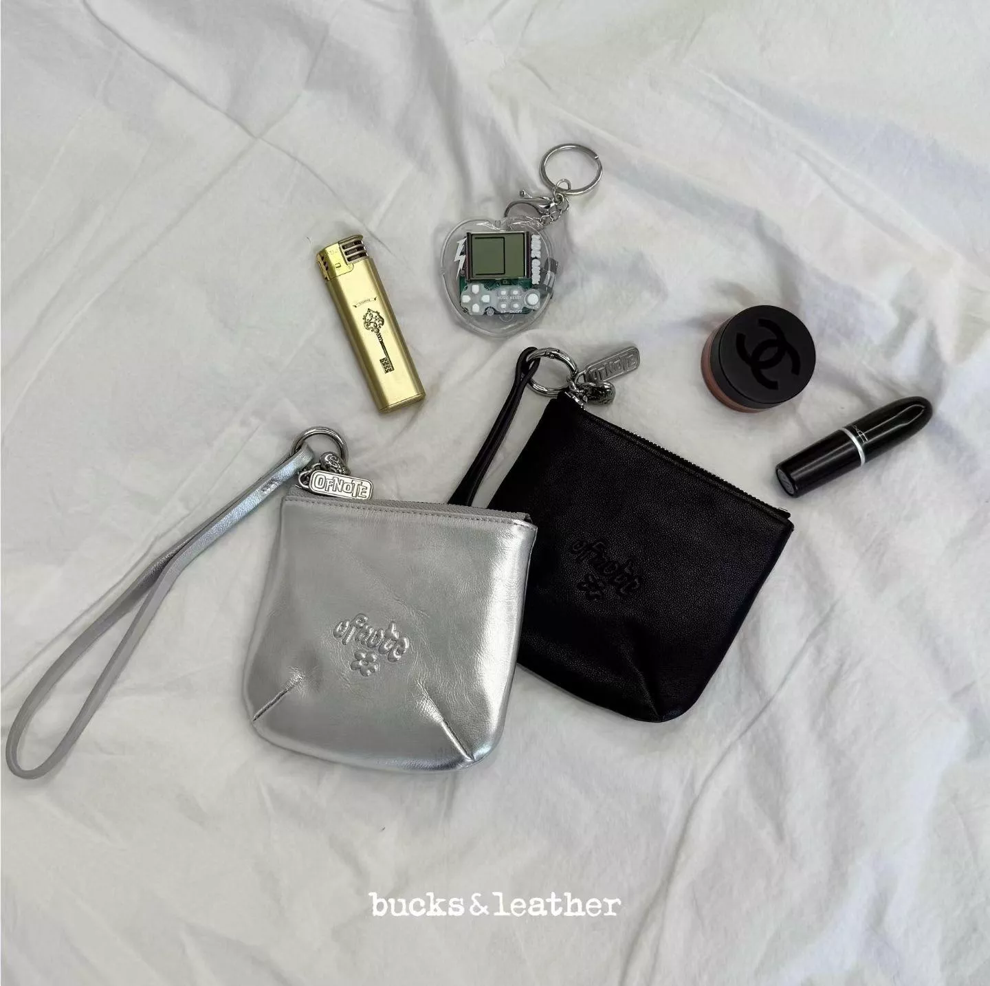 (Bucks&leather) 小花壓紋收納包