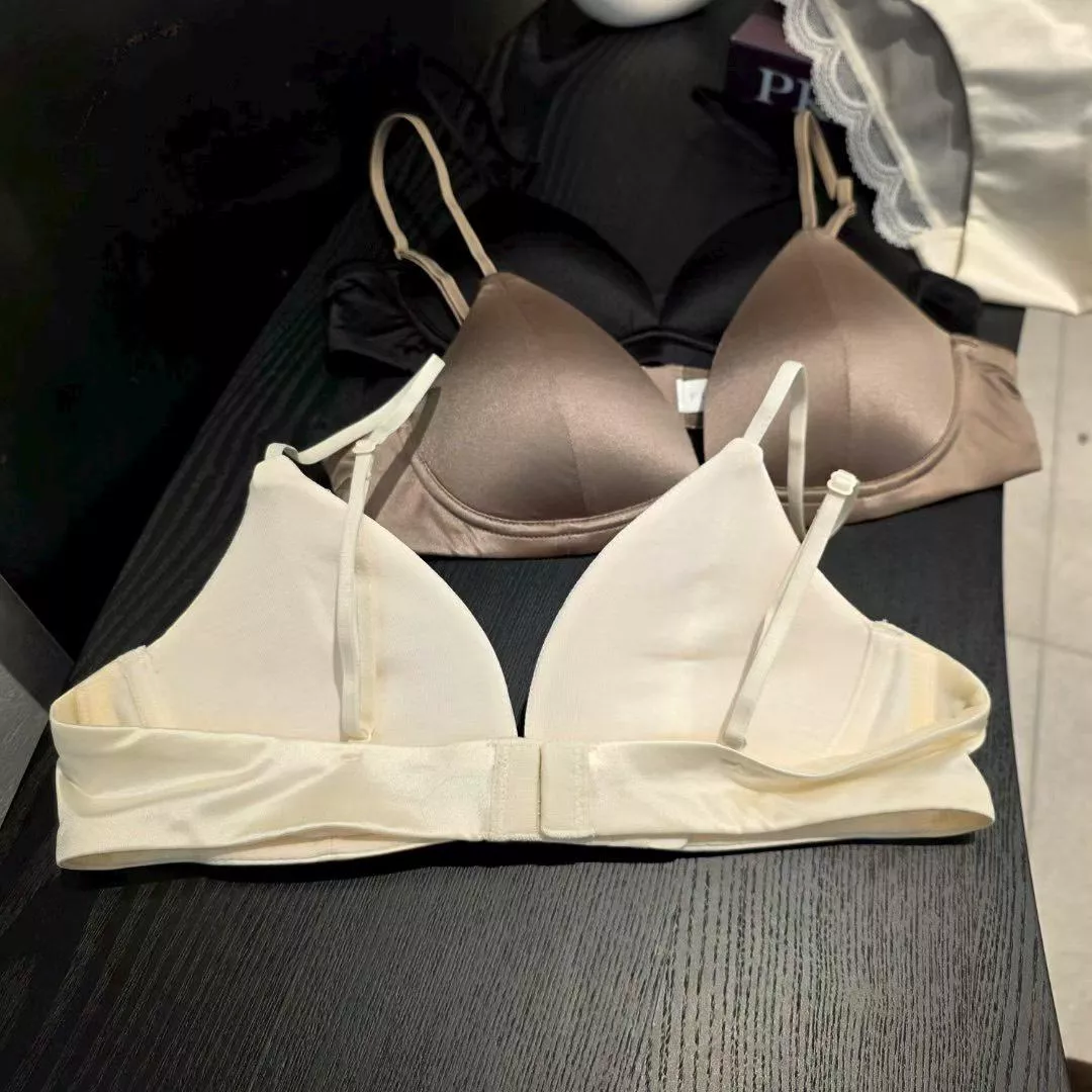 (支撐度👍) Flora家 簡約無鋼圈內衣set