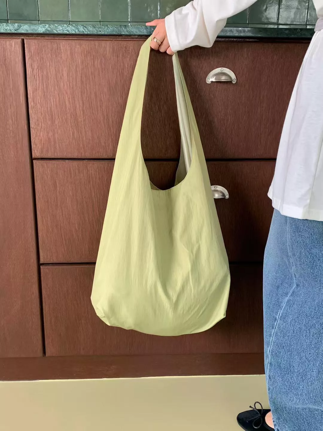 (超輕量！) 空氣感緞面袋