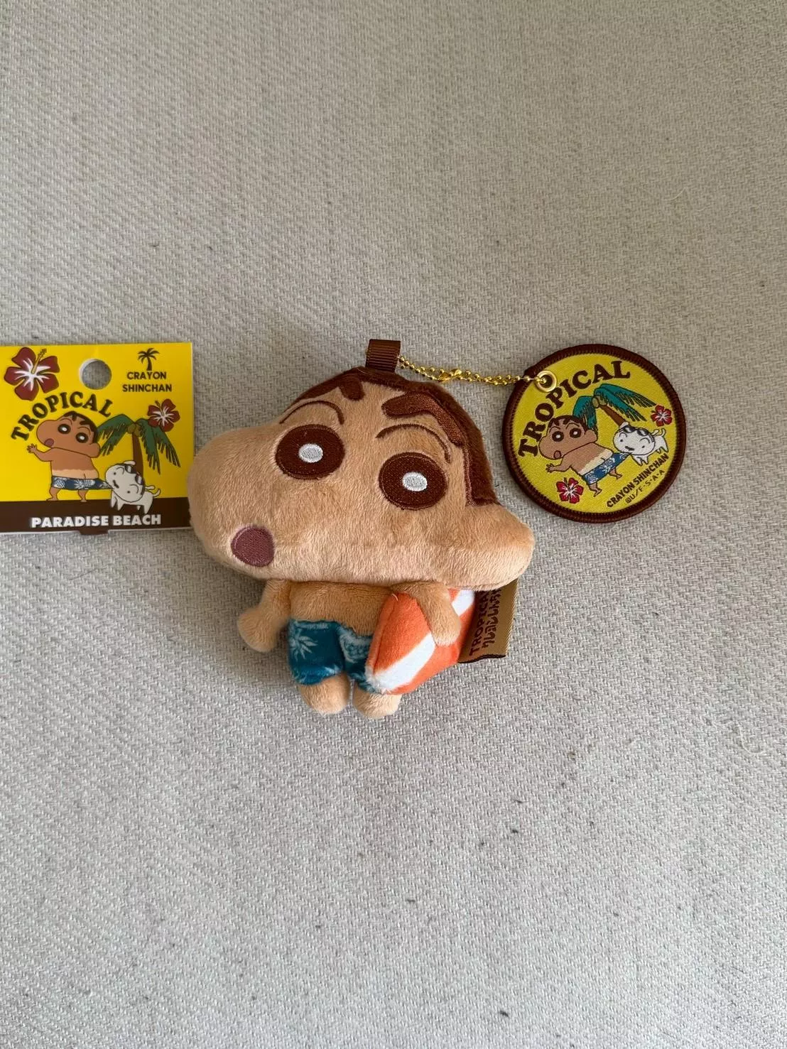 🇯🇵 曬黑小新衝浪吊飾