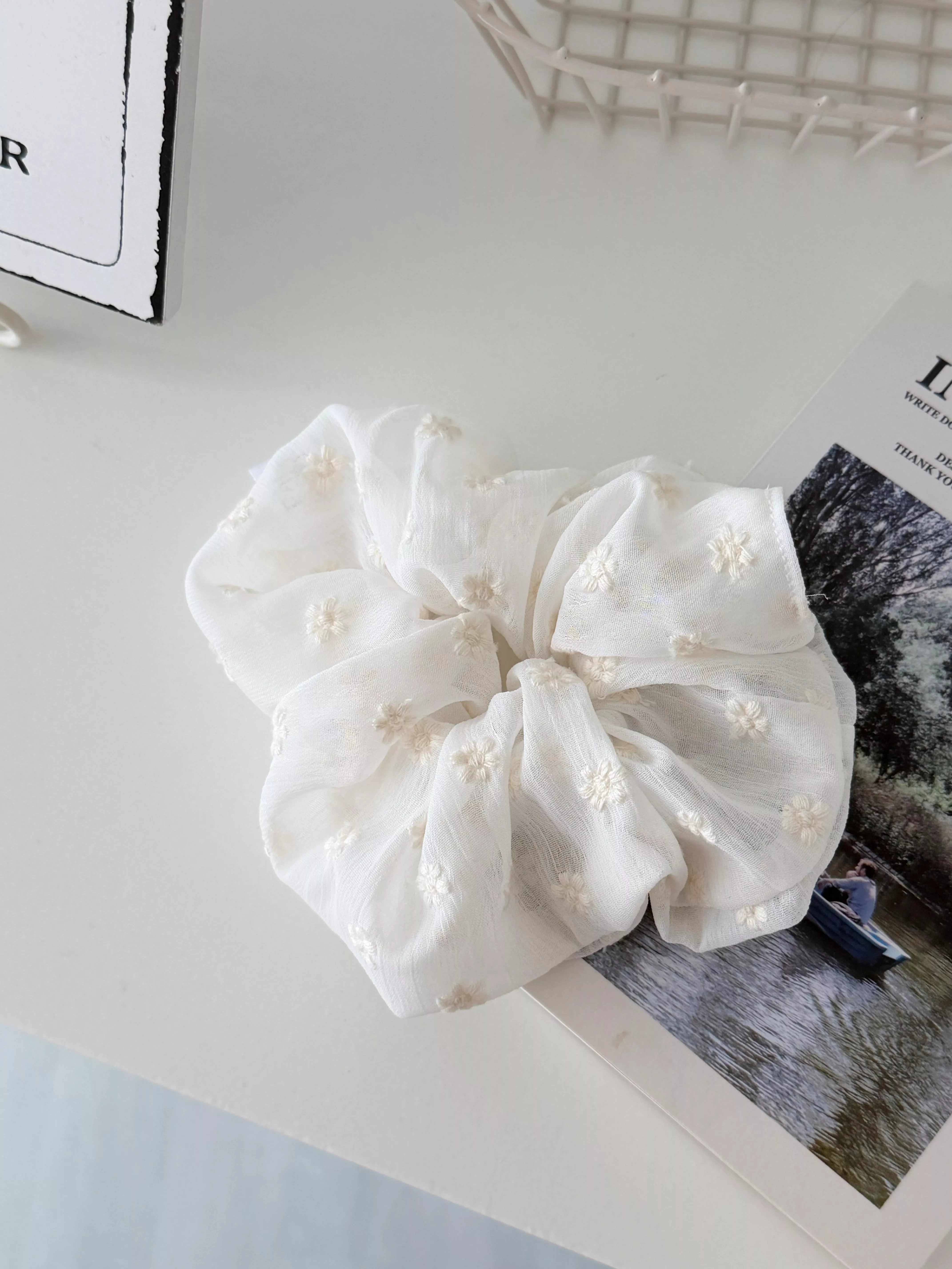 (泰妍歐膩家) 溫柔花朵刺繡大腸圈