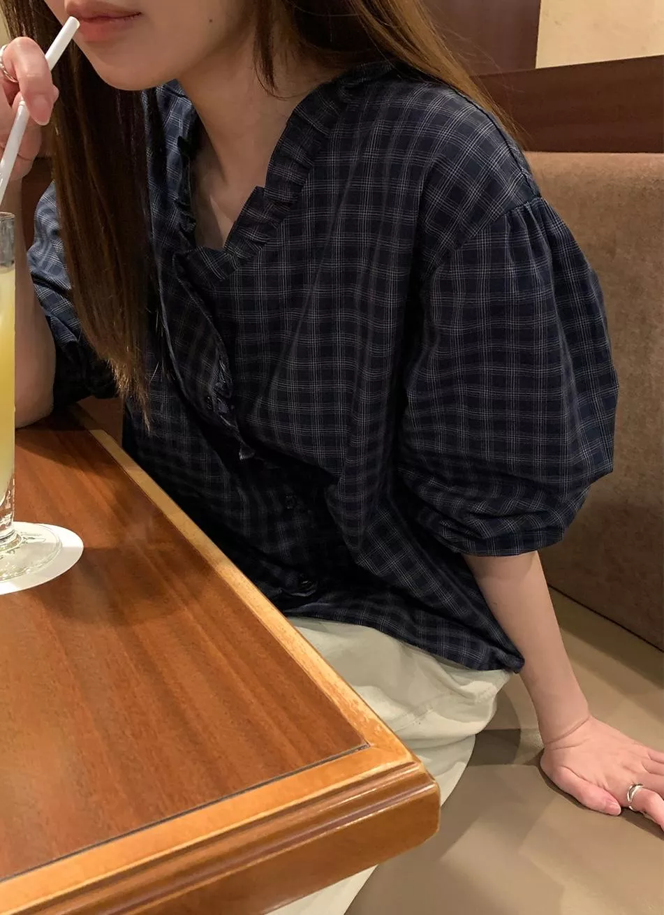 Monet blouse