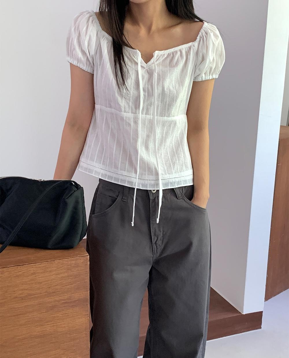 (feelings) Reff  blouse