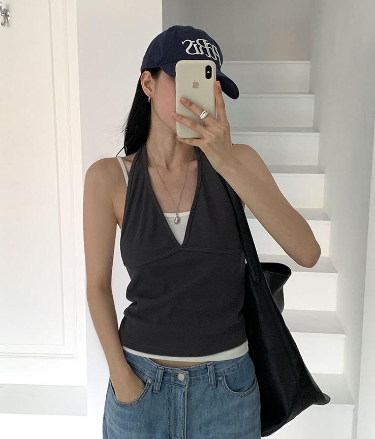 Magnolia sleeveless