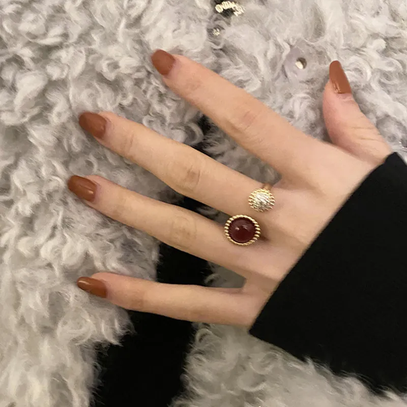 質感合金戒指 | 復古輕奢酒紅石戒指 | 低敏純銀 不易退色 開口戒指