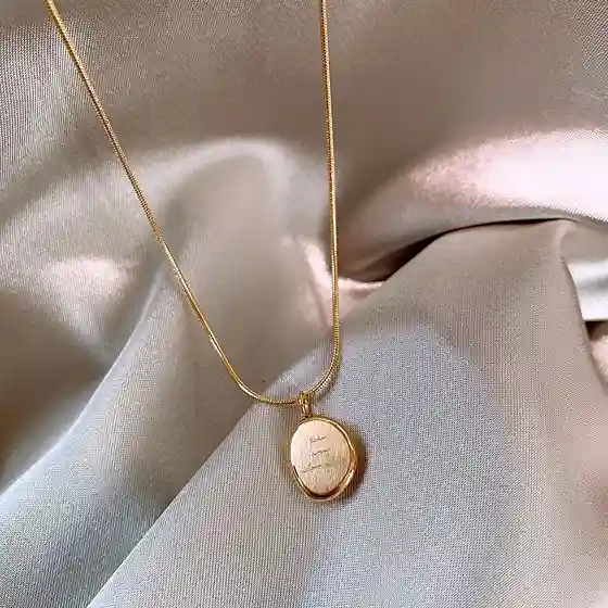 316L醫療鋼質感簡約英文字母圓幣項鍊RSB5001 鈦鋼 飾品