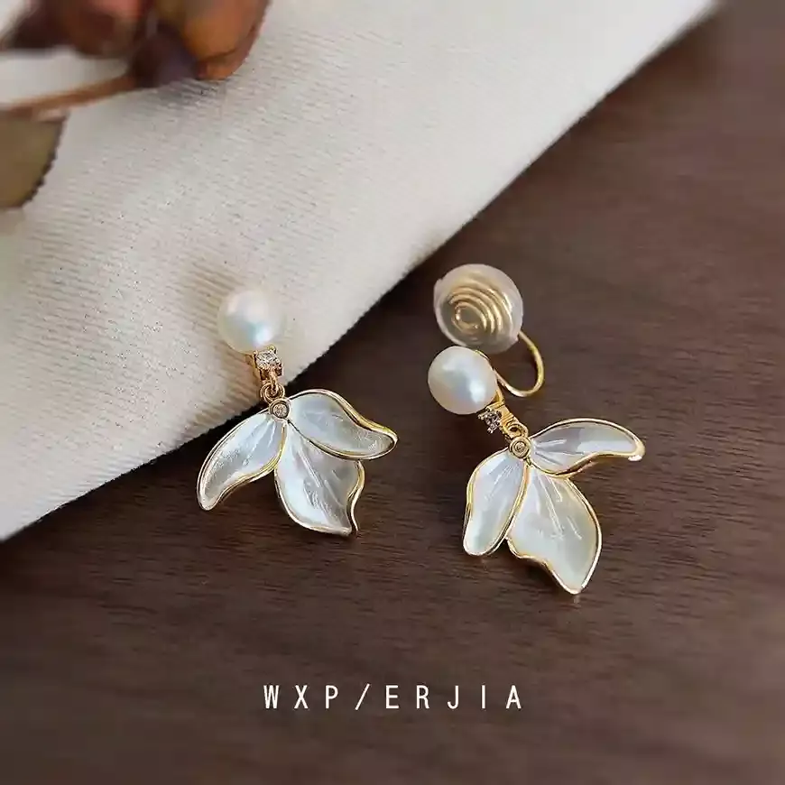無耳洞耳夾 | 清新氣質葉子珍珠蚊香盤耳夾 | 無痛感 低過敏 親膚好戴