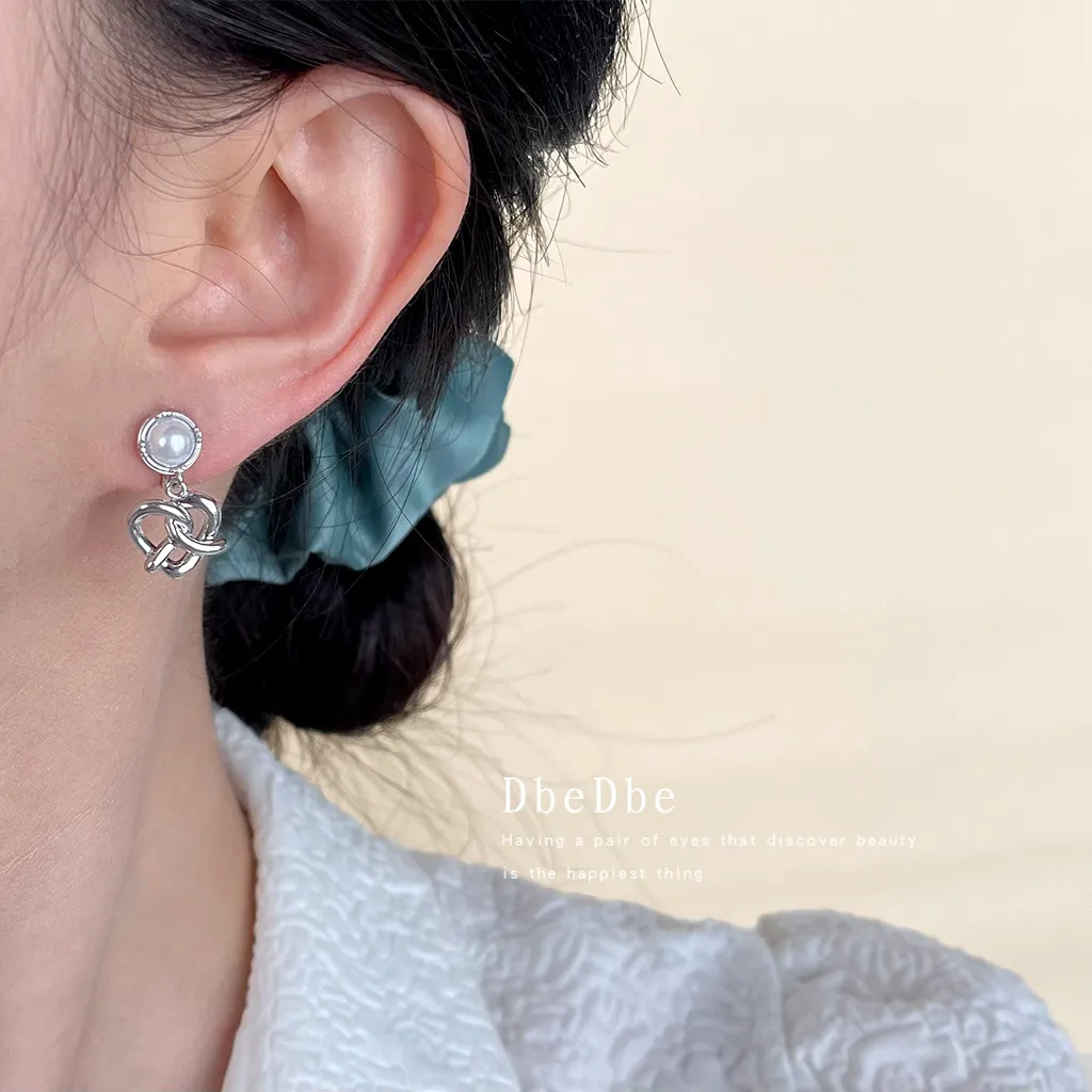 無耳洞時尚氣質珍珠愛心結蚊香盤耳夾RBY5012 耳飾 飾品