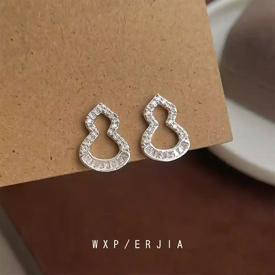 無耳洞耳夾 | 時尚小葫蘆皓石蚊香盤耳夾 | 無痛感 低過敏 親膚好戴