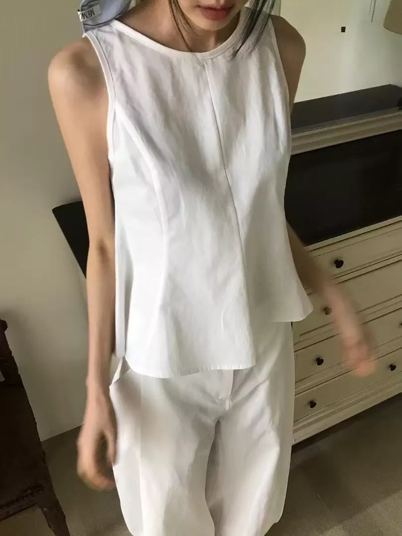 4"13 削肩無袖背心
