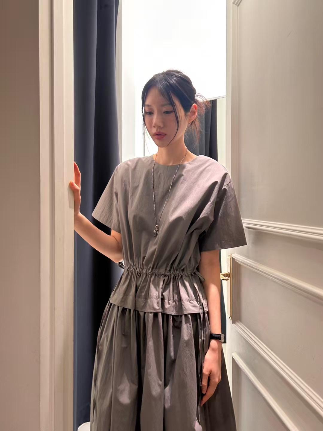 4"13 澎澎感抽繩口袋洋裝