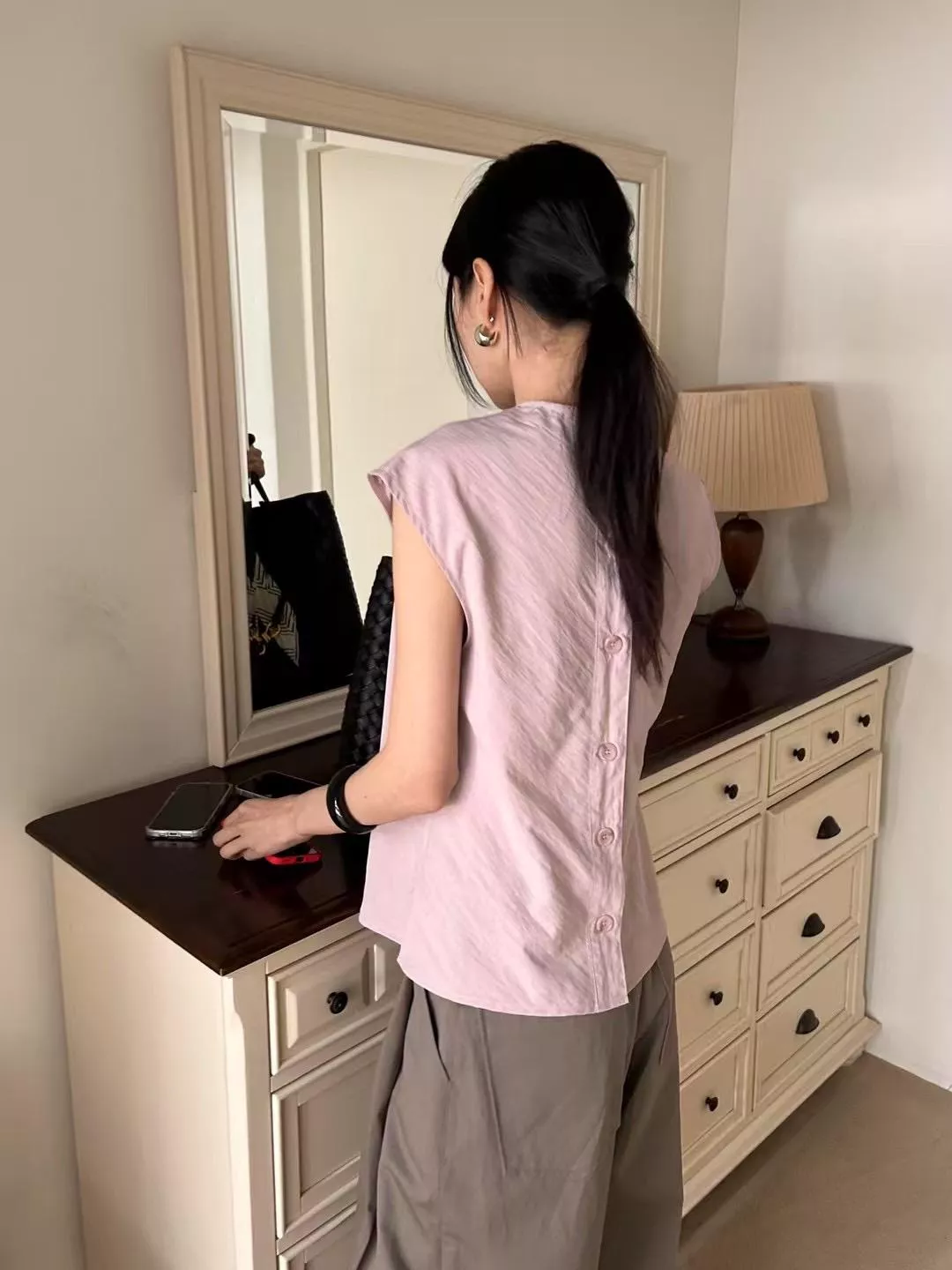 4"13 細紋光澤排釦背心