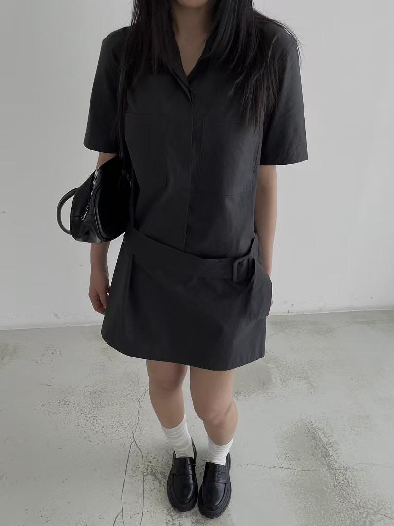4"13 翻領綁帶短裙