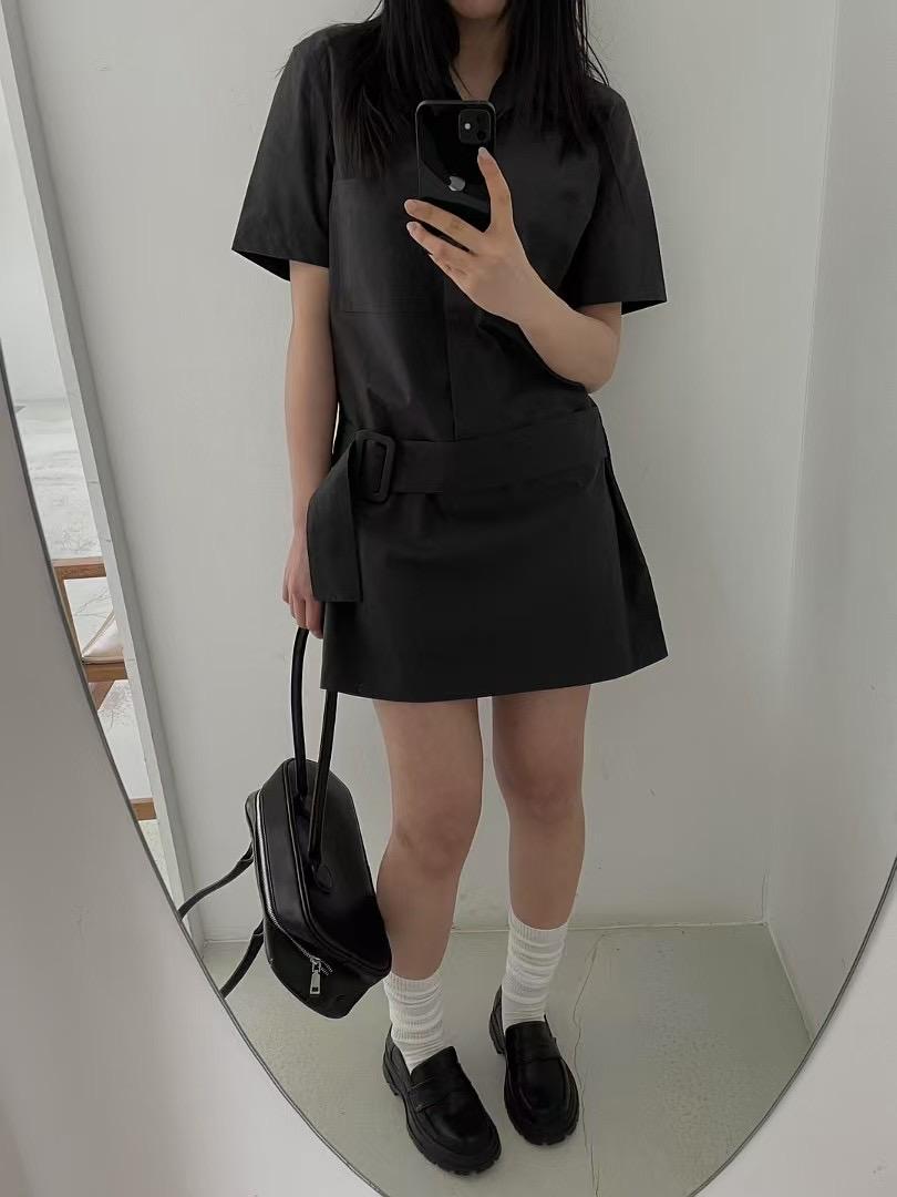 4"13 翻領綁帶短裙