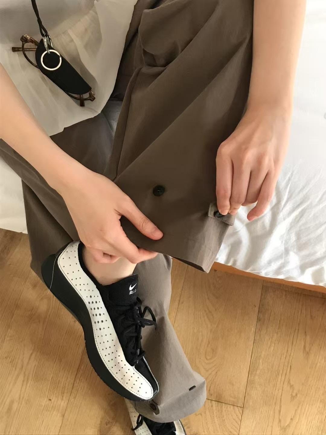4"13 落地扣環設計褲