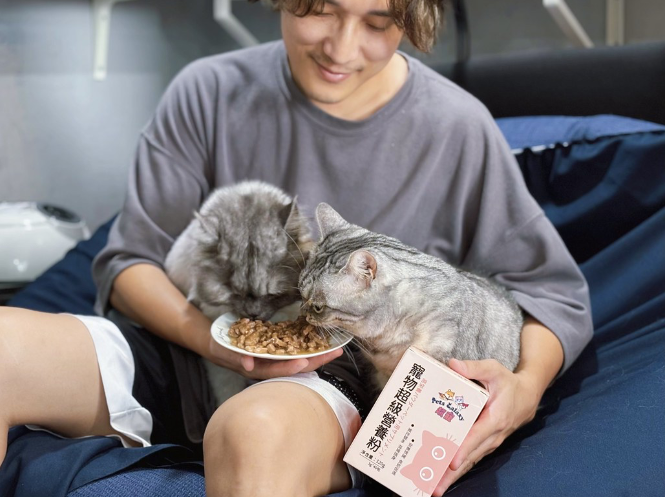 [ 飼主心得 ] 佑在搞什麼？ 開箱 珮慈星系 超寵寵物營養粉