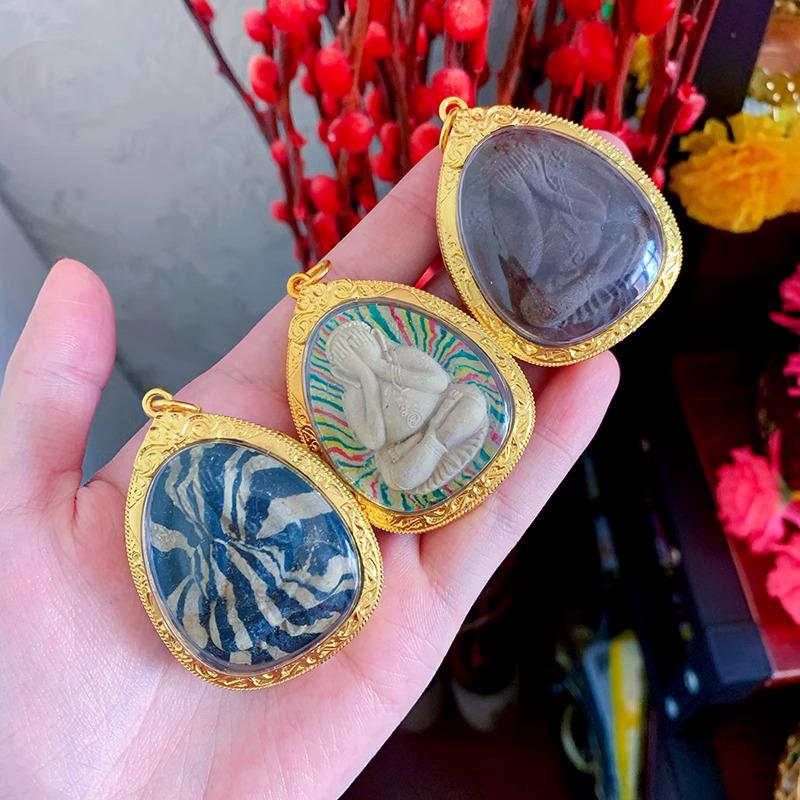 龍婆培 掩面必打佛