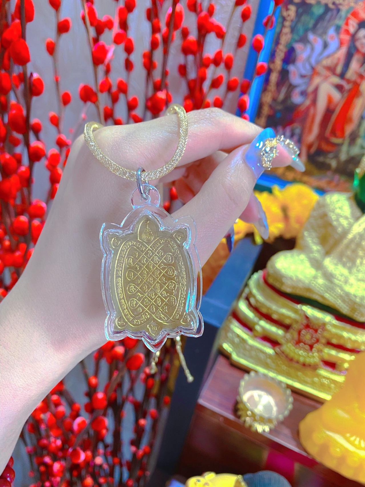 阿贊噴  發財龜