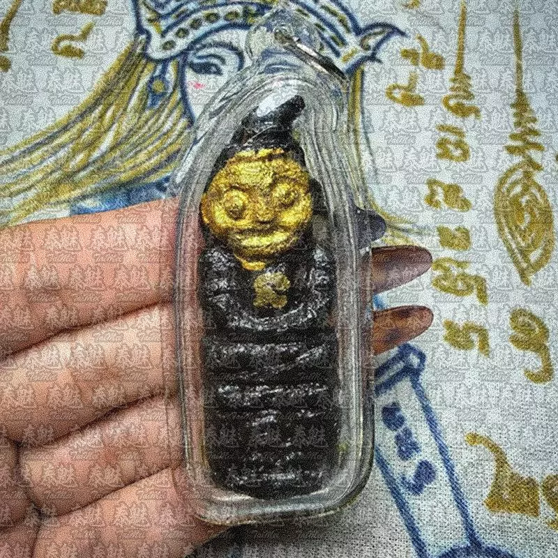 龍婆萬凱 Lp Vankai 金臉 Phaya Ngan Roon Lek