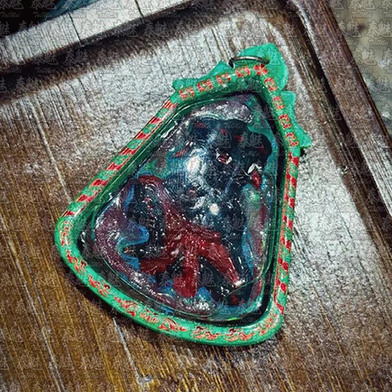 魯士劈木利 三頭皮碰