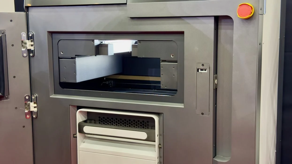 【外骨骼設計前沿】SLS PA12 尼龍 3D 列印：實現輕量、高強度外骨骼客製化的關鍵技術