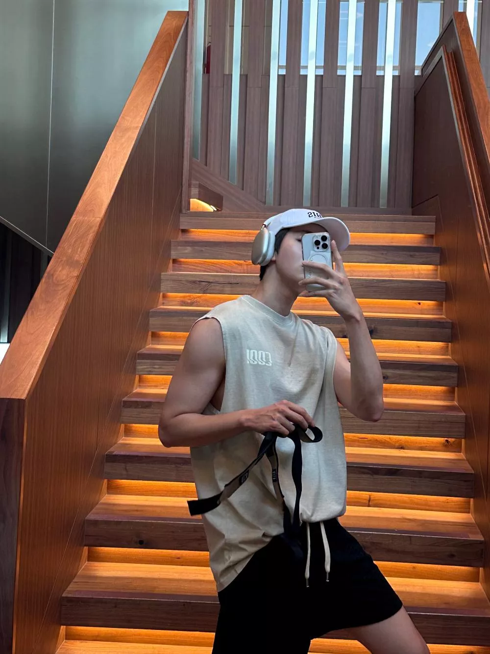 𝕐ℕ 𝕊𝕋𝕌𝔻𝕀𝕆|🇰🇷 Trip 酷顏料無袖背心