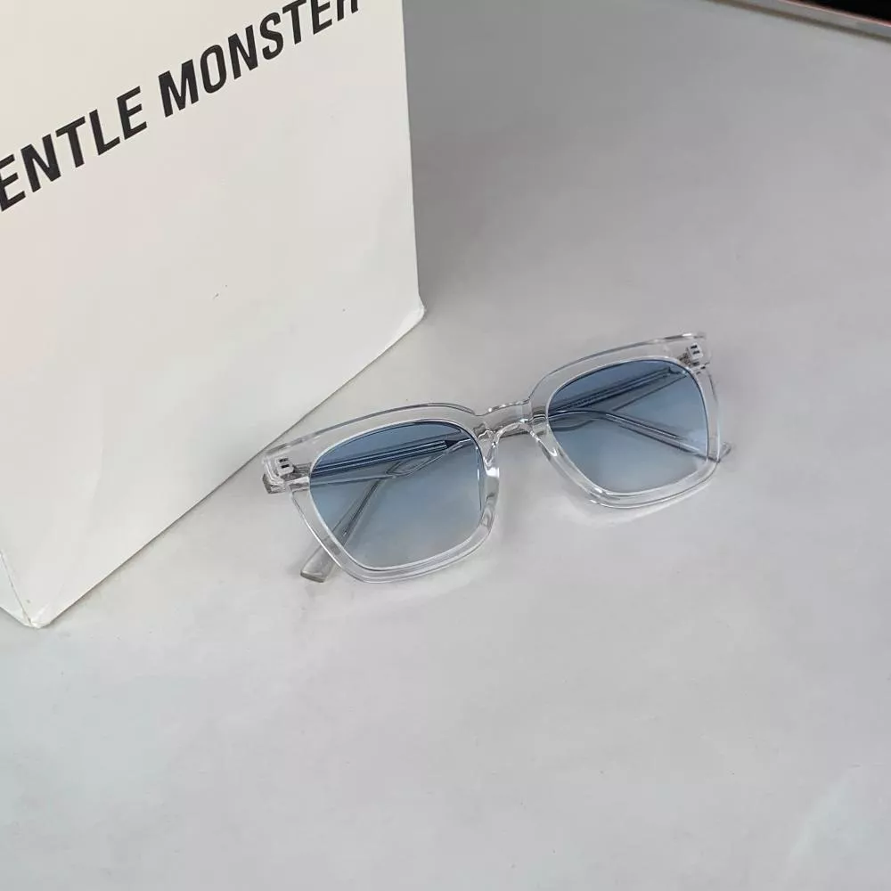 𝕐ℕ 𝕊𝕋𝕌𝔻𝕀𝕆|🇰🇷透明有色太陽眼鏡（水藍色）