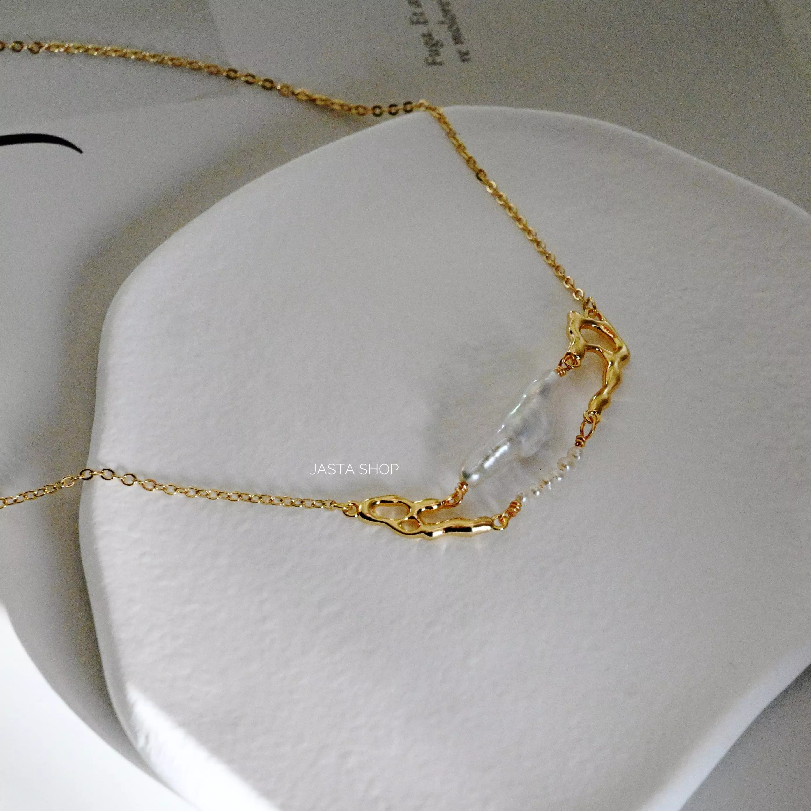 Liquid Light 流光之境珍珠項鍊