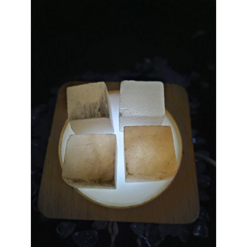 橘色透石膏方塊原礦