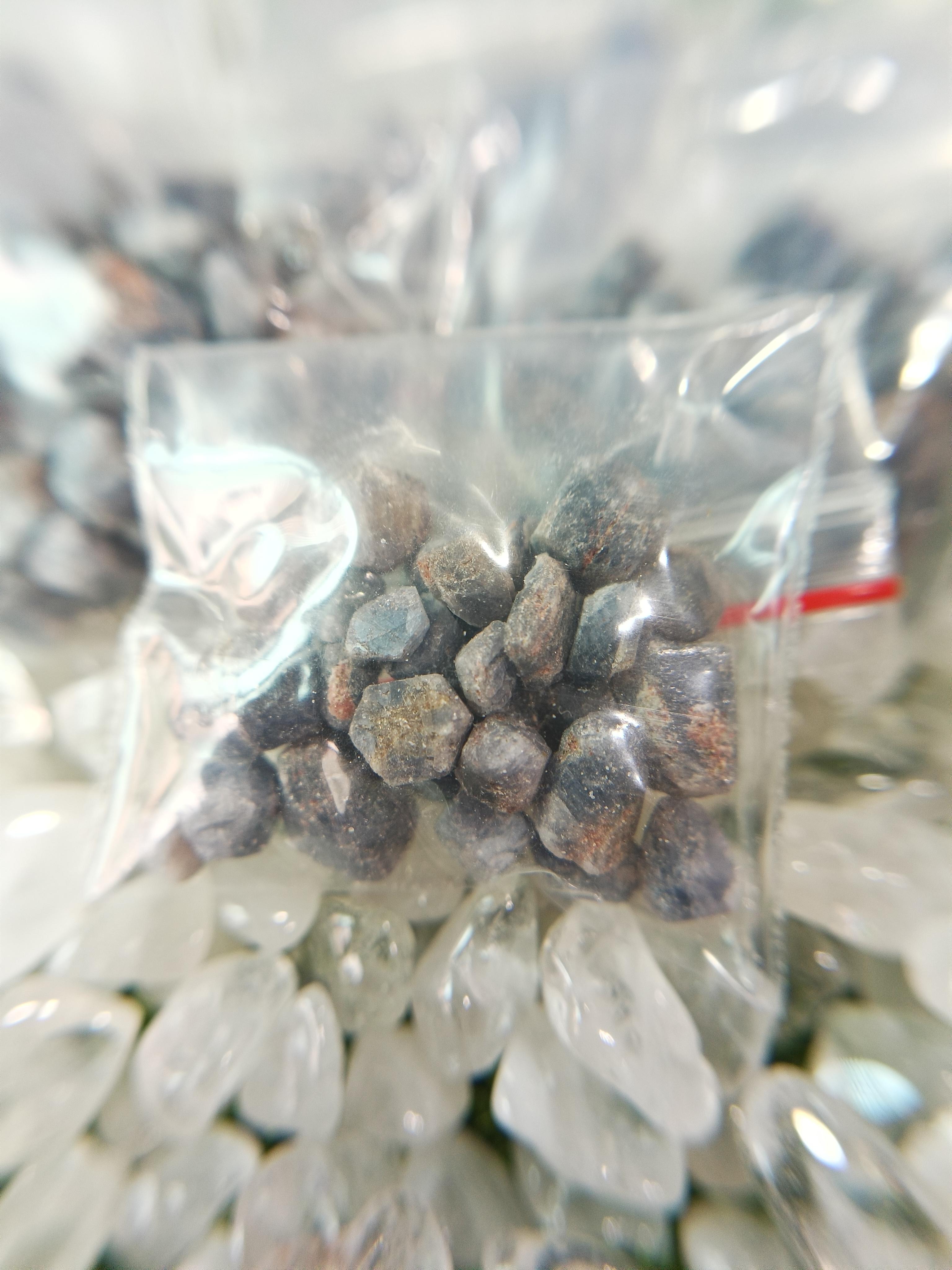 藍寶石_藍剛玉_碎石