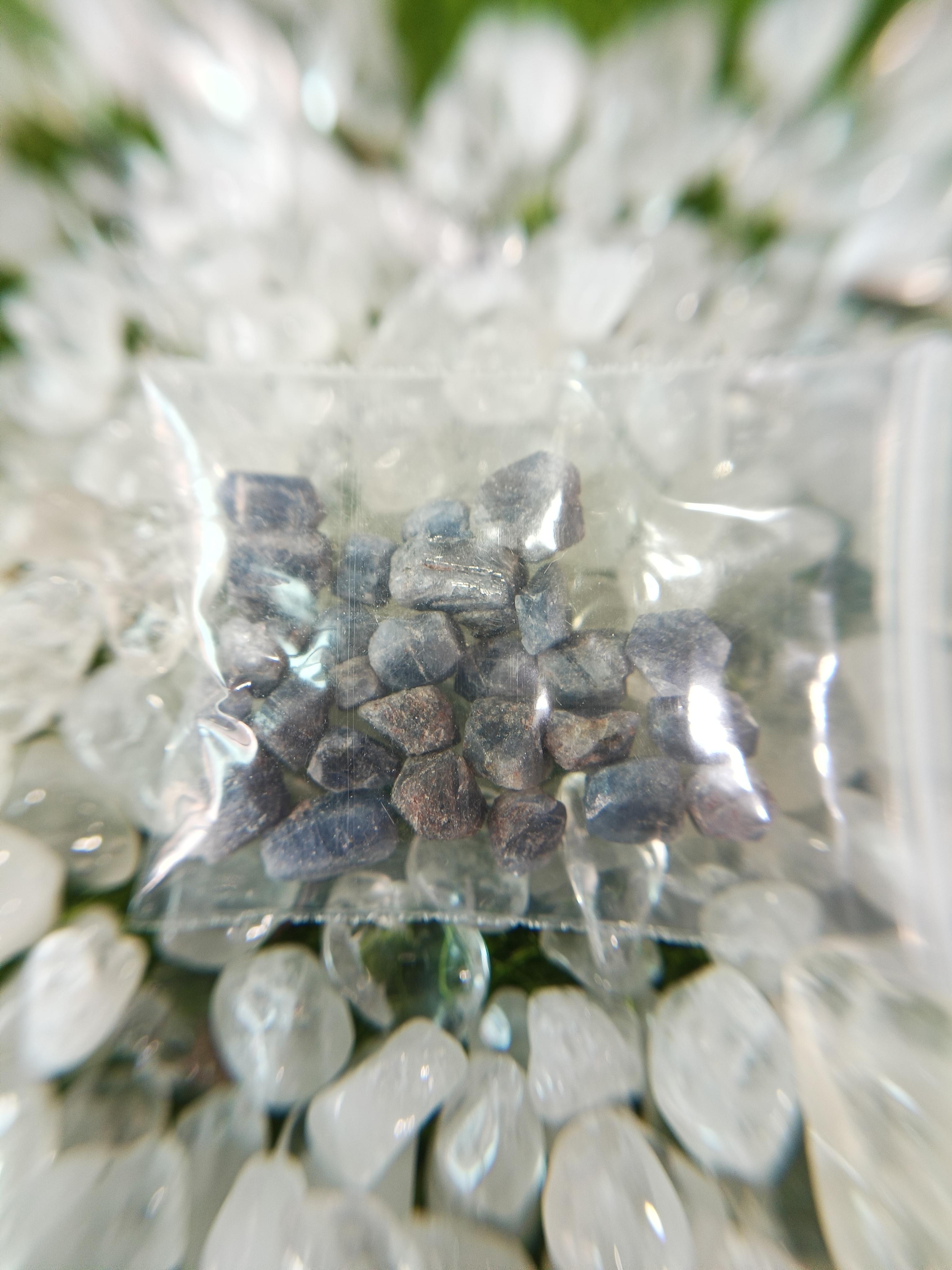 藍寶石_藍剛玉_碎石
