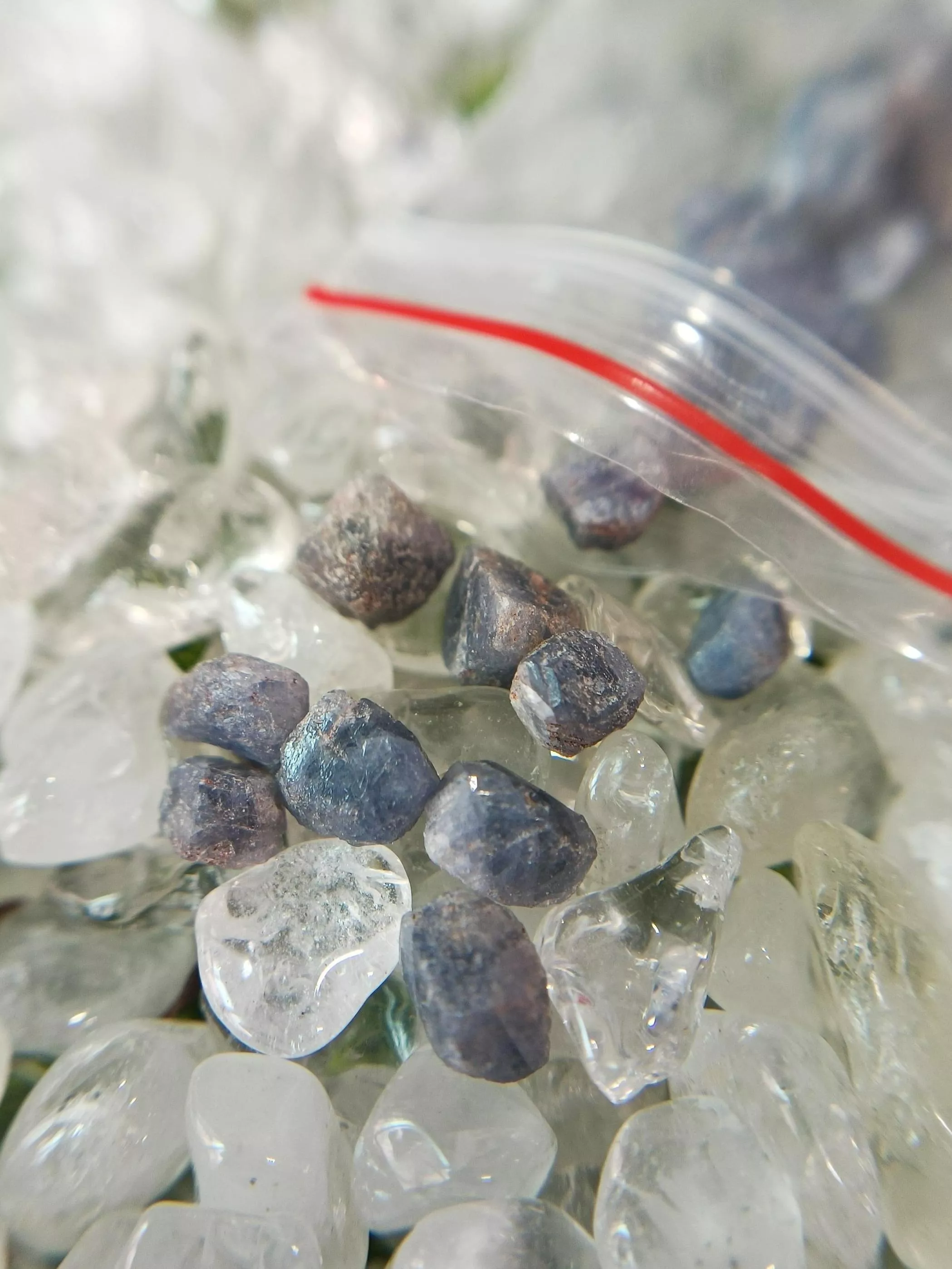 藍寶石_藍剛玉_碎石