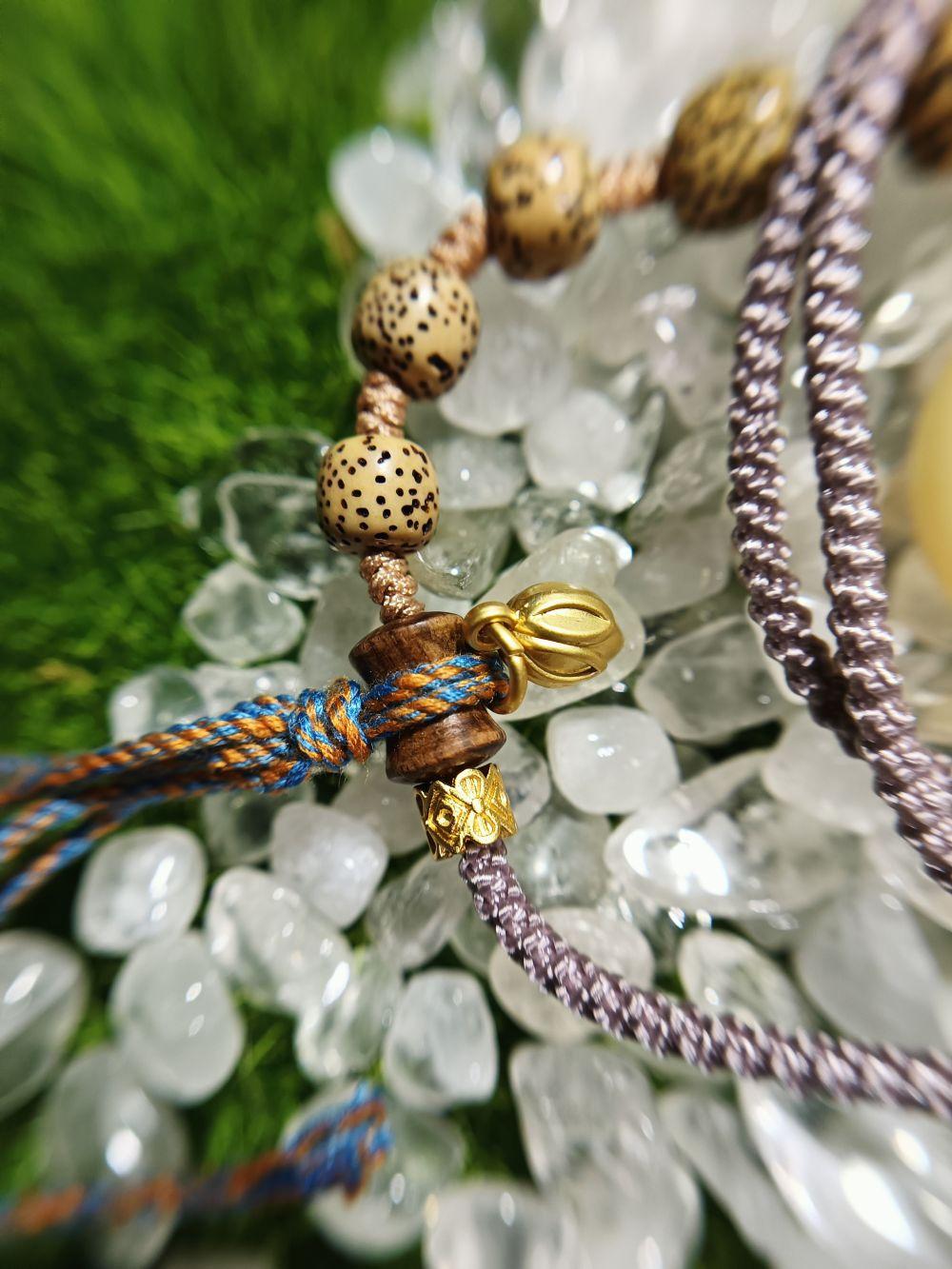 駱駝骨貓耳朵編織項鍊