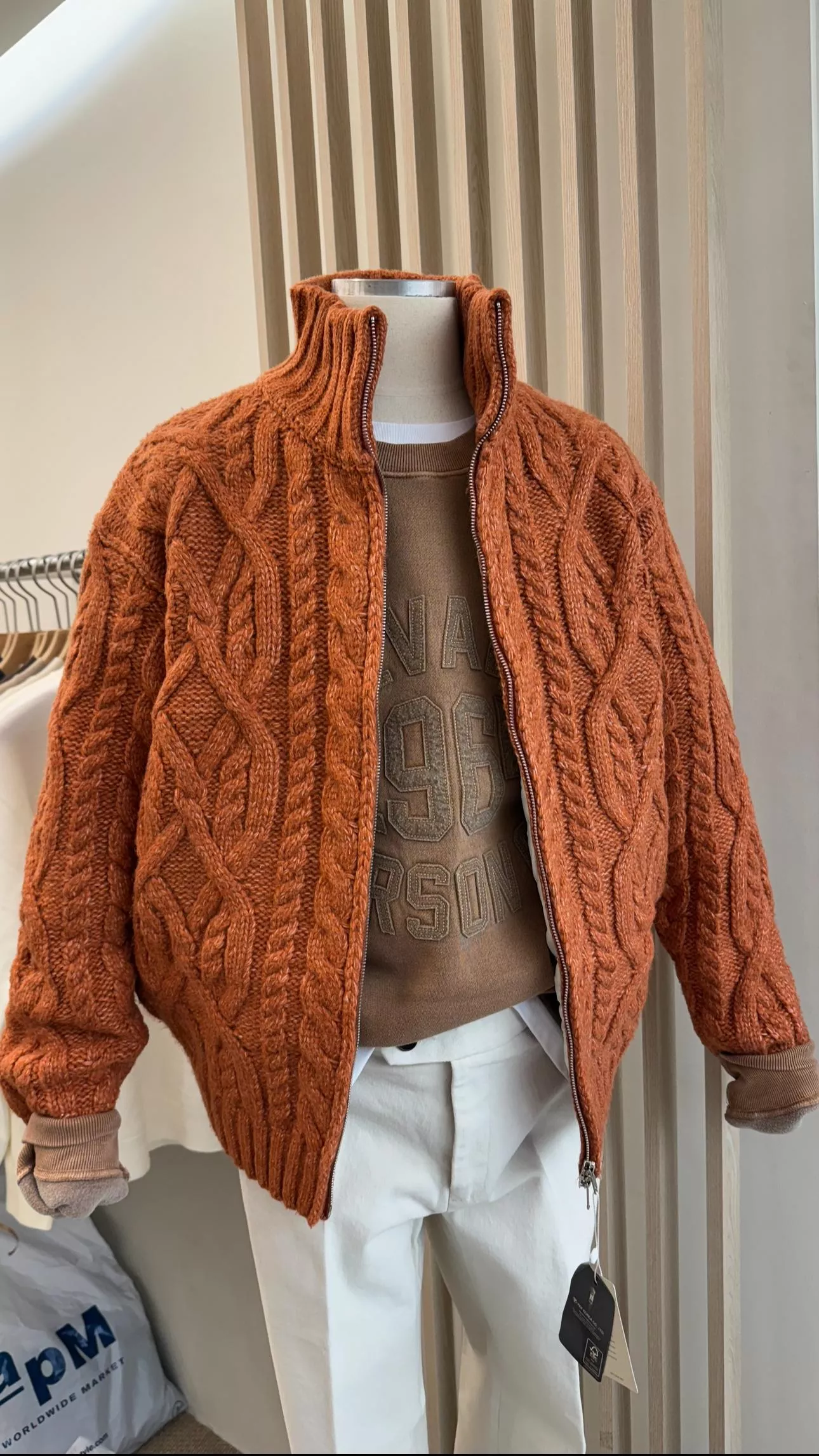 NE26 上次連線劇透被問爆的 麻花羊毛針織羽絨外套