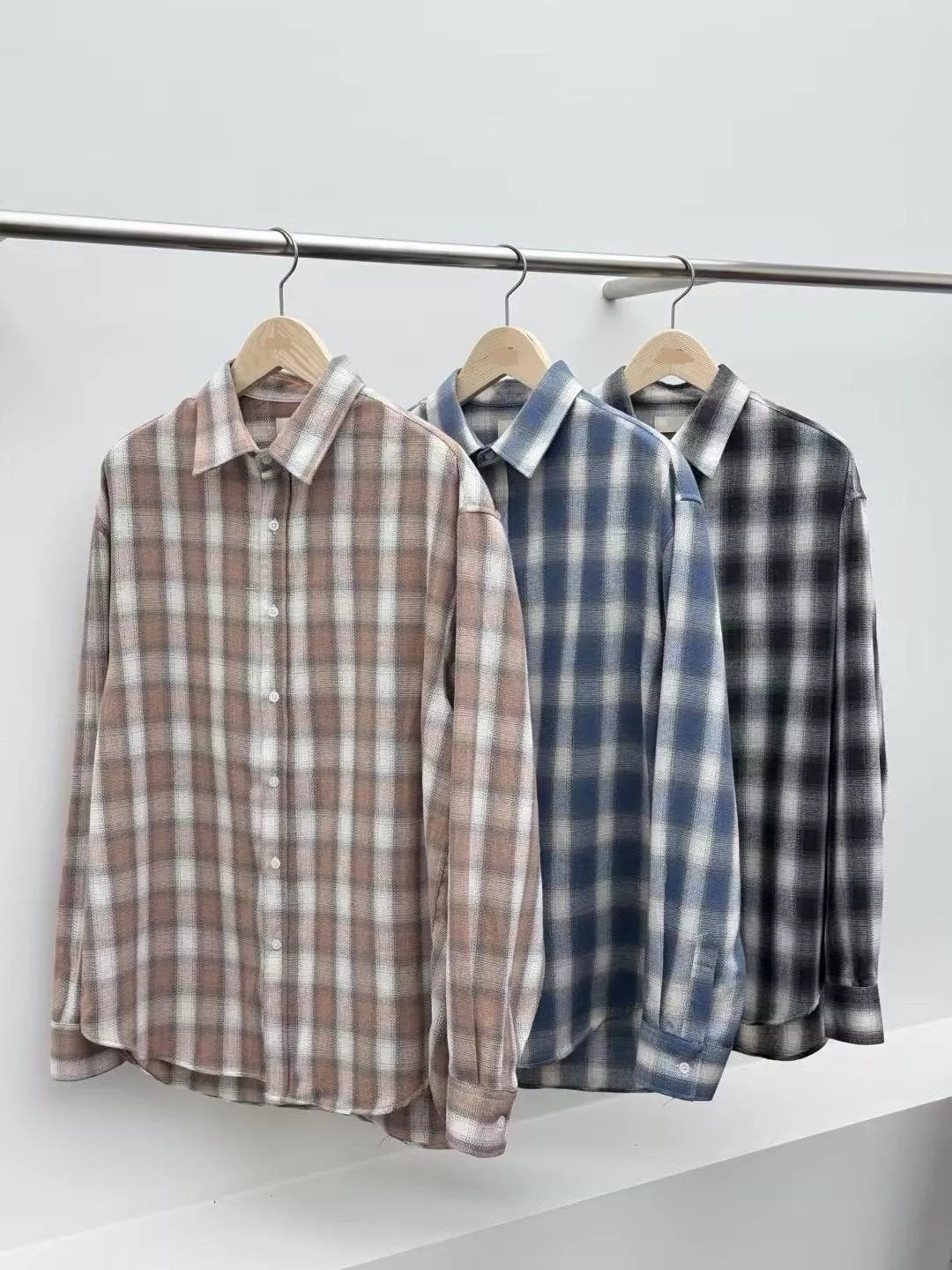 NH32 最愛我的檔口哥哥新開業的 低飽和色系格紋襯衫