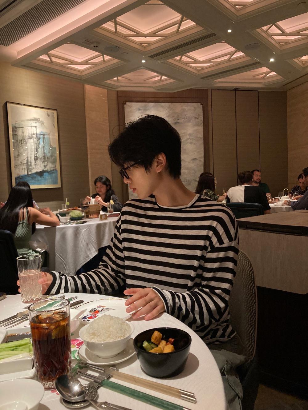 NL07 皇家復刻 亞麻細針織條紋上衣