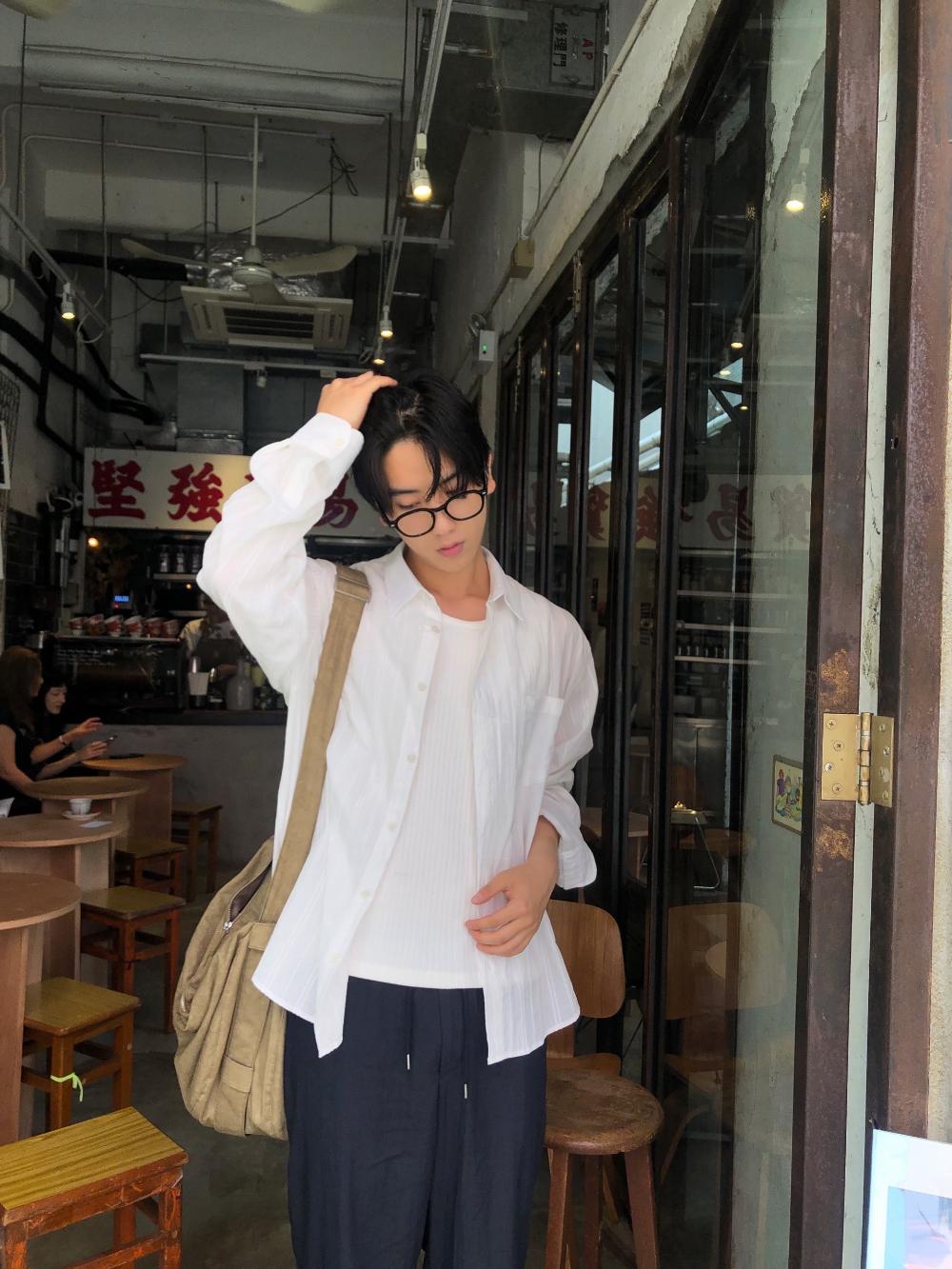 NL14 高級絲綢質感 條紋打孔襯衫