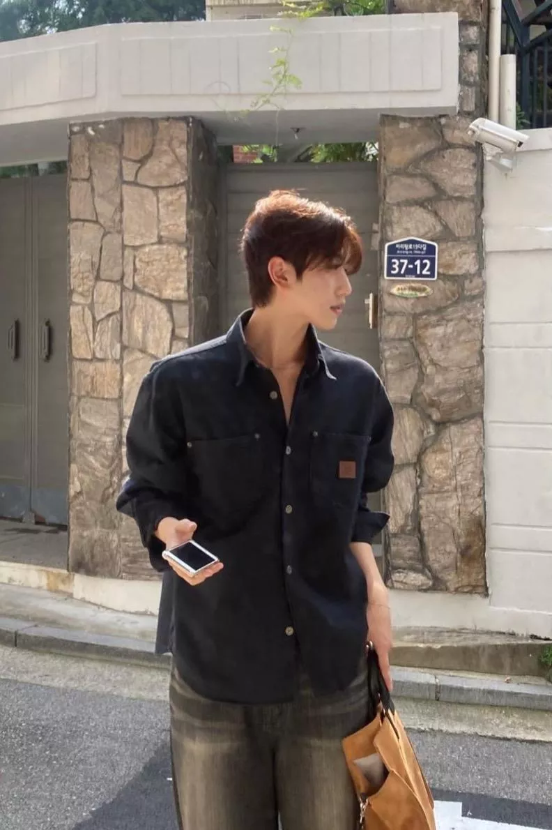 CA01_ 復古皮革標籤 長袖襯衫