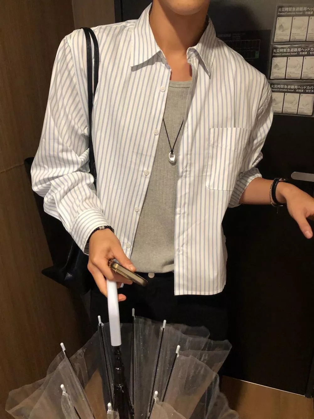 CB07_衣長只有60公分的 簡約條紋短款襯衫