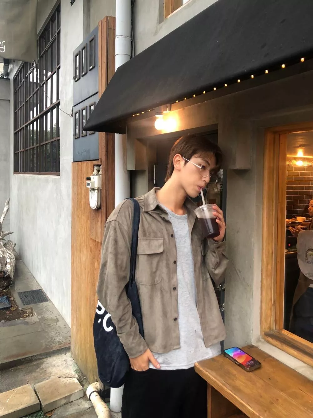 CB05_高級感登頂的 麂皮短版襯衫夾克