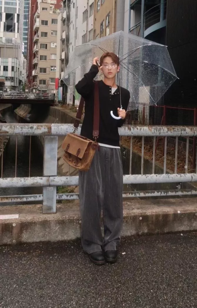 CD18_低調質感 鬆緊條紋氣球褲